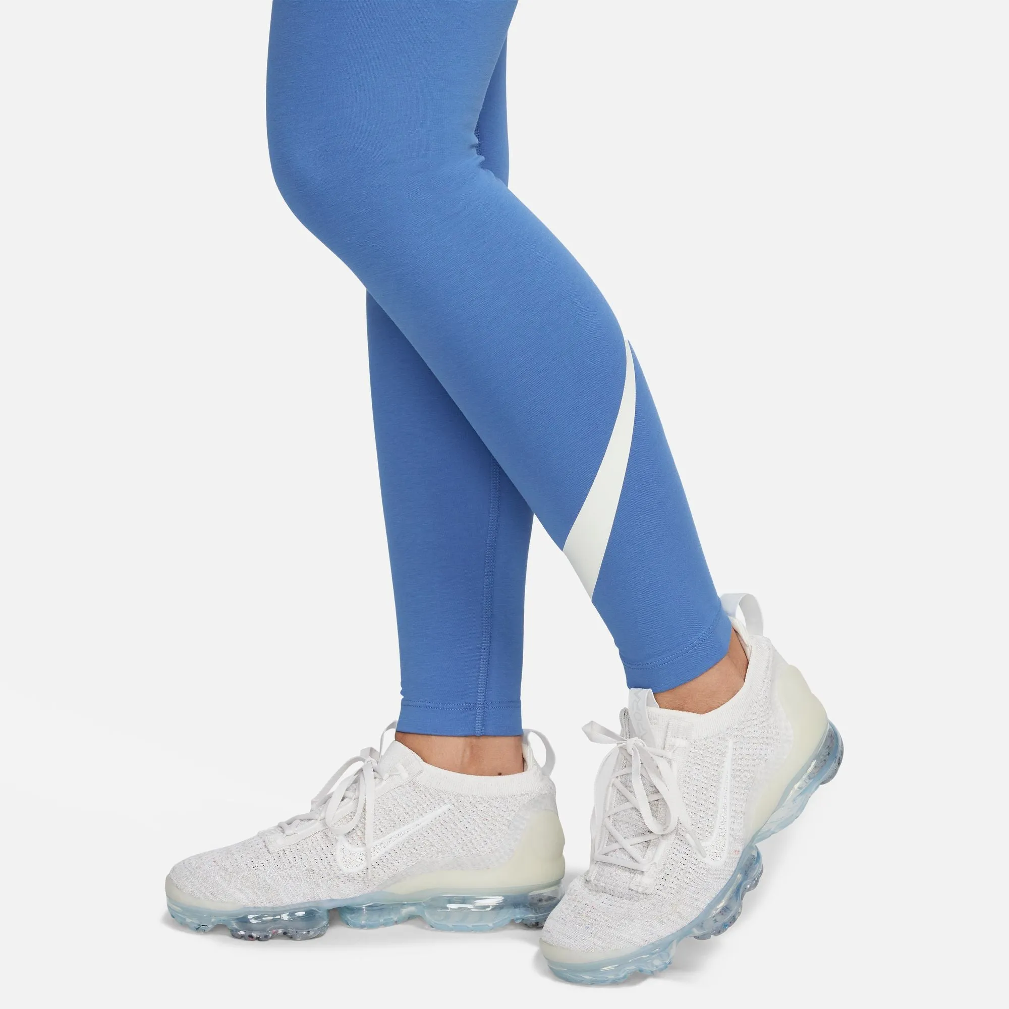 Sportswear Classics  High-Waisted Graphic Leggings